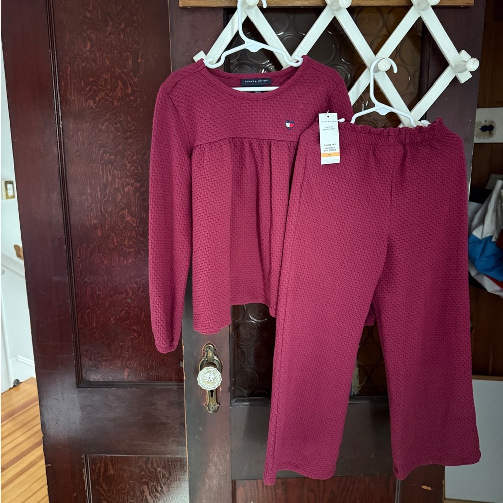 Brand New with Tags Tommy Hilfiger Burgundy Textured Two-Piece Set Girls 6X